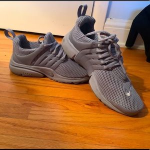 Nike BRS 1000 Triple Grey